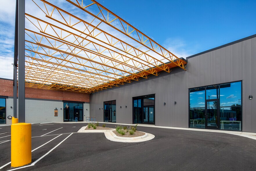 More Photos Of 1018 Jay St, Charlotte Office Residential For Lease