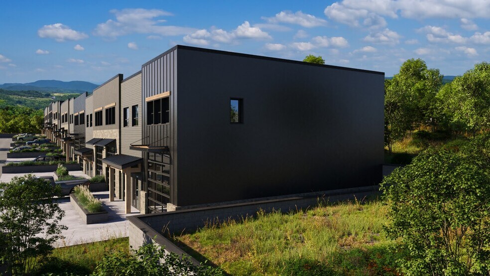 More Photos Of 5852 Queens Gdn rd, Mountain Green Showroom For Sale