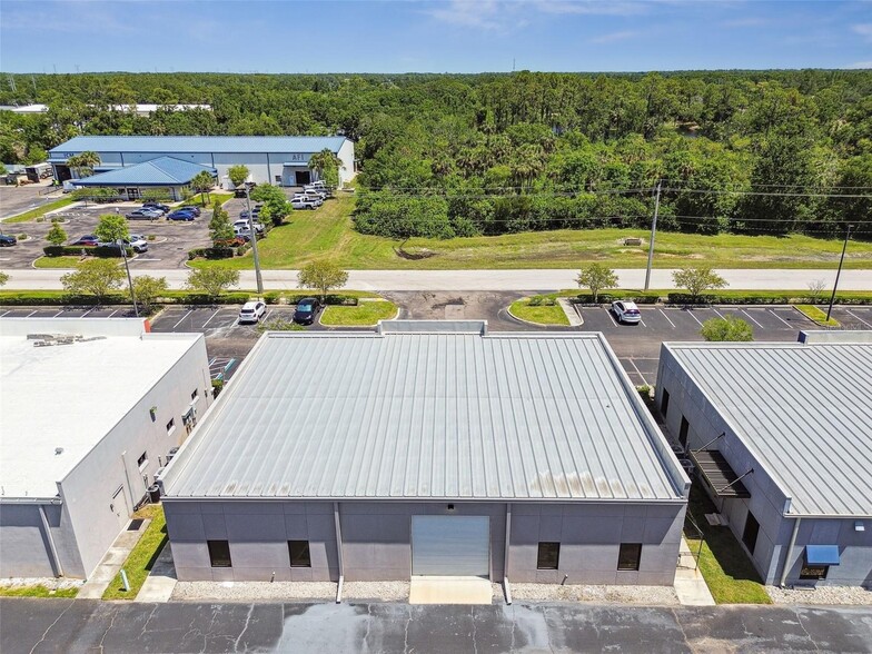 More Photos Of 13908 Monroes Business Park, Tampa Office Residential For Sale