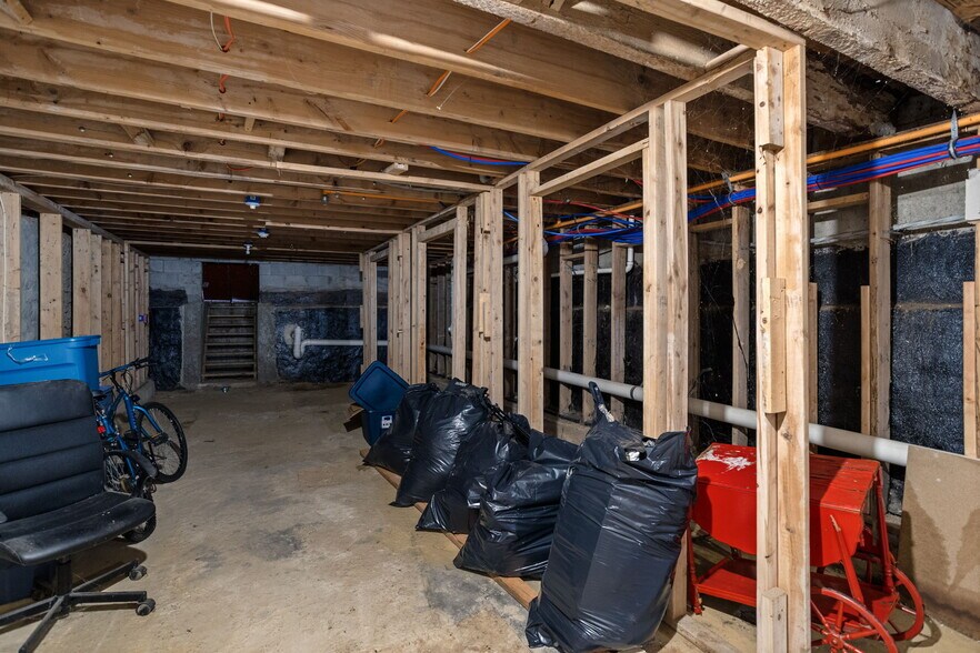 More Photos Of 3301-3303 N 16th St, Philadelphia Apartments For Sale