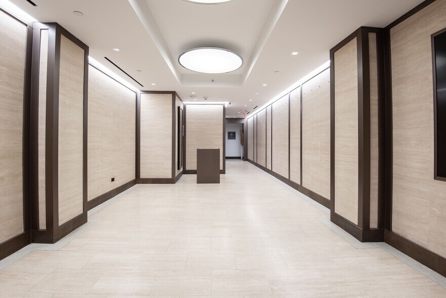 More Photos Of 37 W 39th St, New York Office For Lease