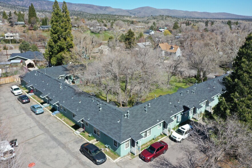 Primary Photo Of 400 N Roop St, Susanville Apartments For Sale