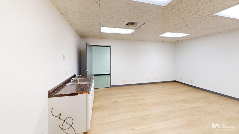 More Photos Of 3920 Gilman St, Long Beach Warehouse For Lease