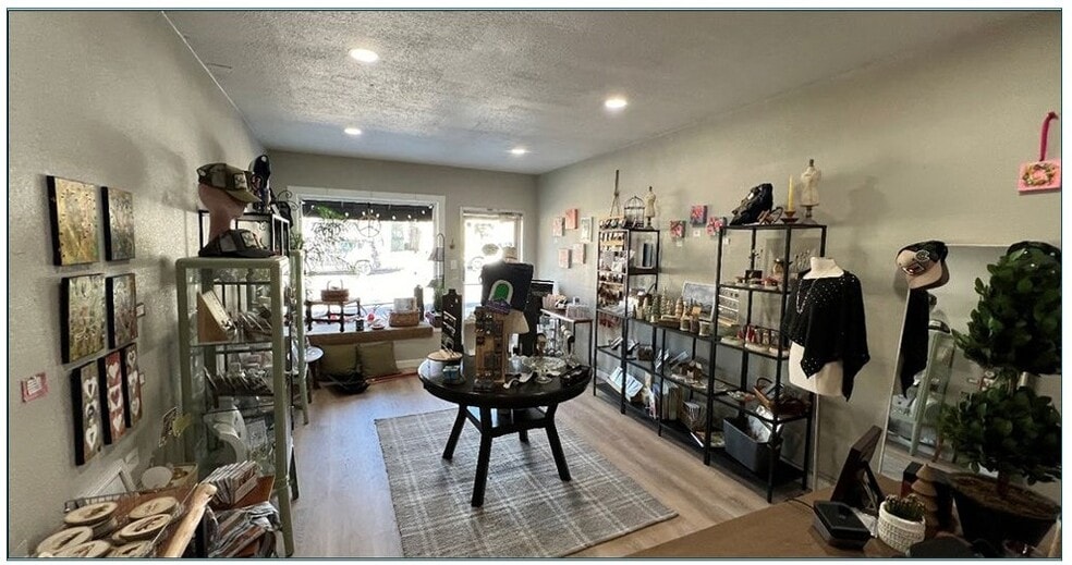 More Photos Of 900 Main St, Louisville General Retail For Sale