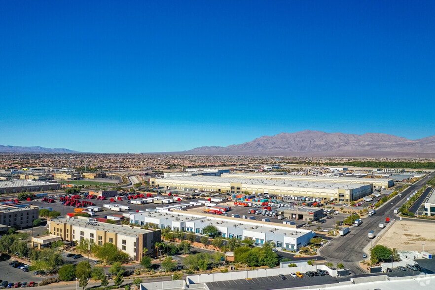 More Photos Of 4535 Statz St, North Las Vegas Warehouse For Sale