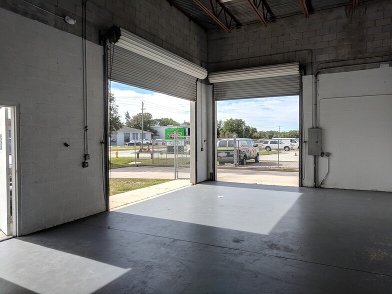 More Photos Of 3081 SE Dominica Ter, Stuart Manufacturing For Lease