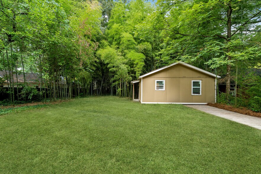 More Photos Of 1303 N Druid Hills Rd NE, Brookhaven Office Residential For Sale