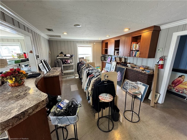 More Photos Of 2914 Kenilworth Blvd, Sebring Unknown For Lease