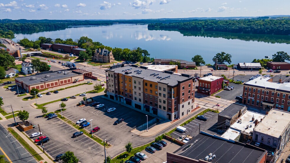 More Photos Of 503 Broadway St S, Menomonie Apartments For Sale
