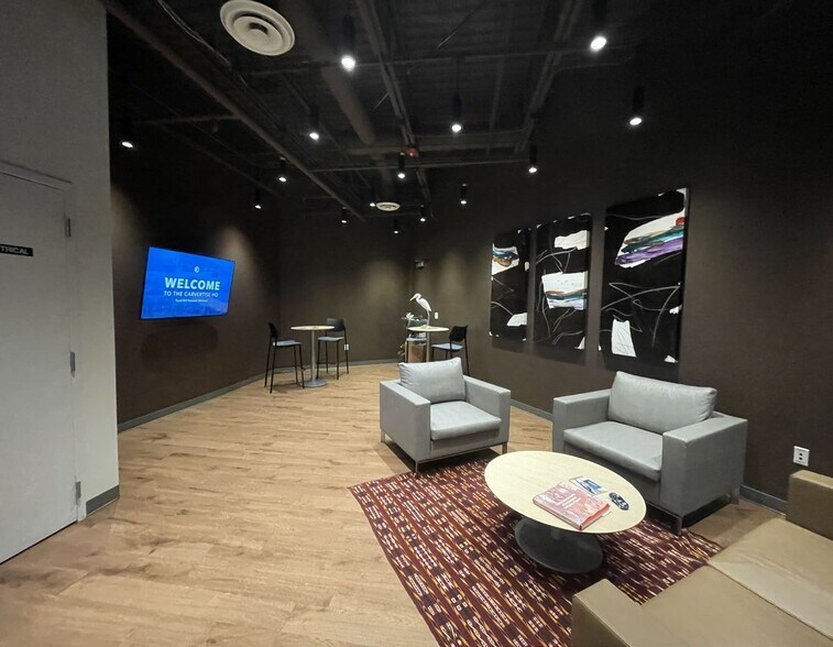 More Photos Of 900-1095 Justison St, Wilmington Storefront Retail Office For Lease