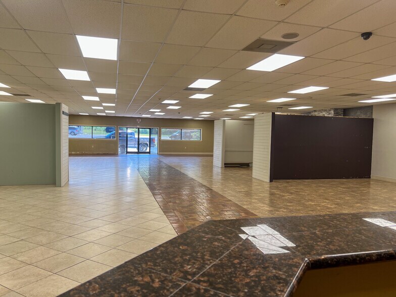 More Photos Of 17246 MS-26, Lucedale Flex For Lease