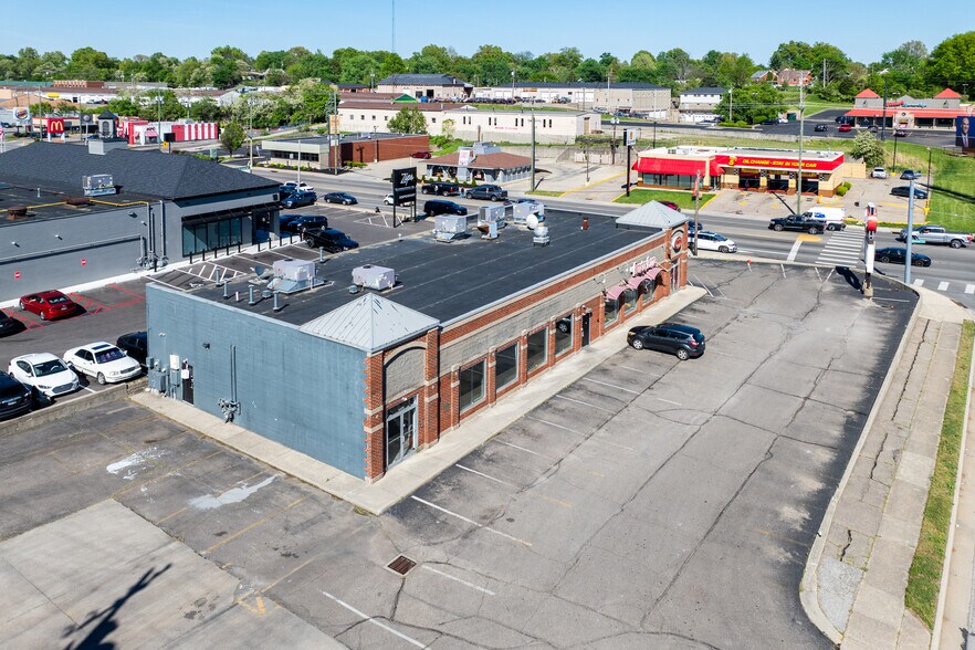 More Photos Of 6407 Glenway Ave, Cincinnati Unknown For Lease