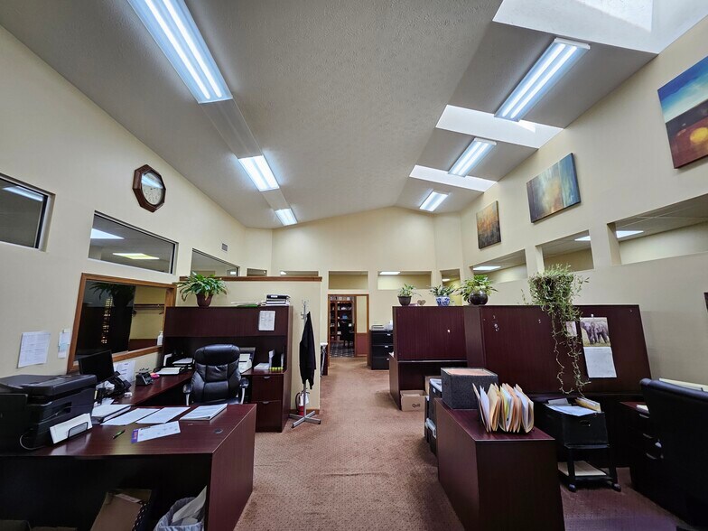 More Photos Of 2745 Nesbitt Ave, Akron Loft Creative Space For Sale