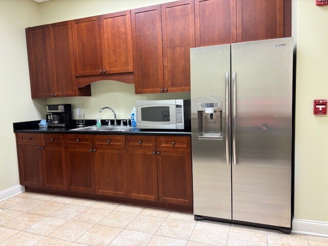 More Photos Of 2446 Caffey St, Hernando Office For Lease