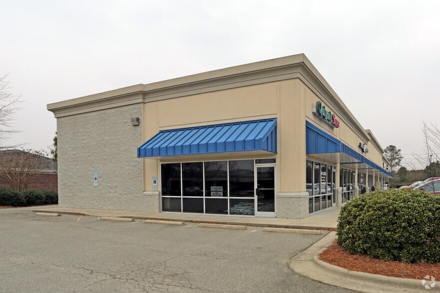 More Photos Of 218-250 Venture Dr, Smithfield General Retail For Lease