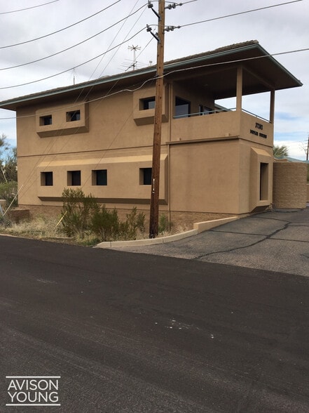 More Photos Of 7530 E Nonchalant Ave, Carefree Medical For Sale