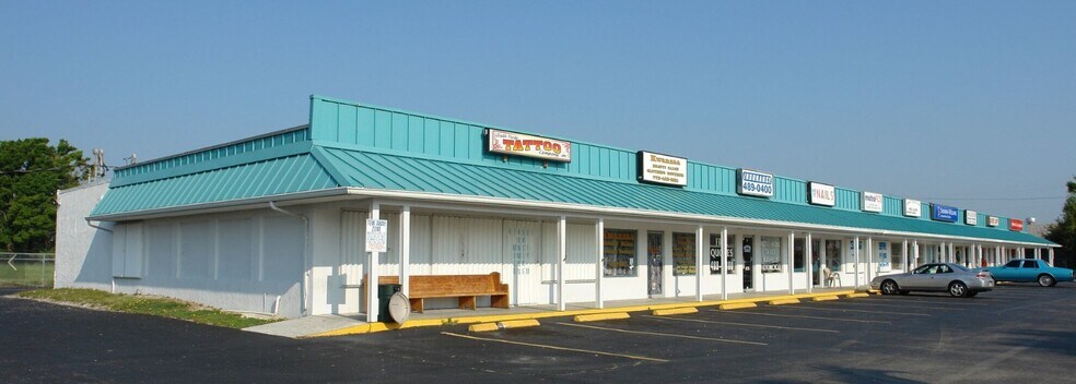 More Photos Of 1717 S US Highway 1, Fort Pierce General Retail For Lease