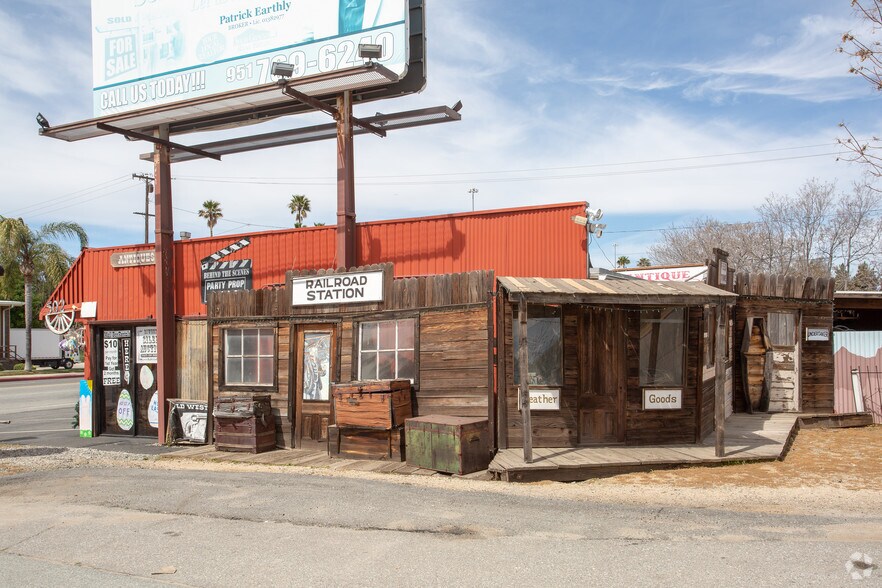 More Photos Of 502 W 6th St, Beaumont Freestanding For Sale