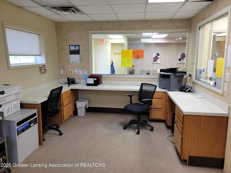 More Photos Of 108 W Higham St, Saint Johns Medical For Sale