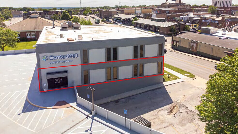 More Photos Of 300 N Osage St, Independence Medical For Lease