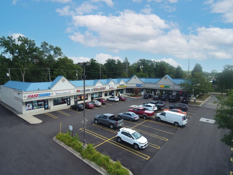 Primary Photo Of 22500-22590 Telegraph Rd, Southfield Unknown For Lease