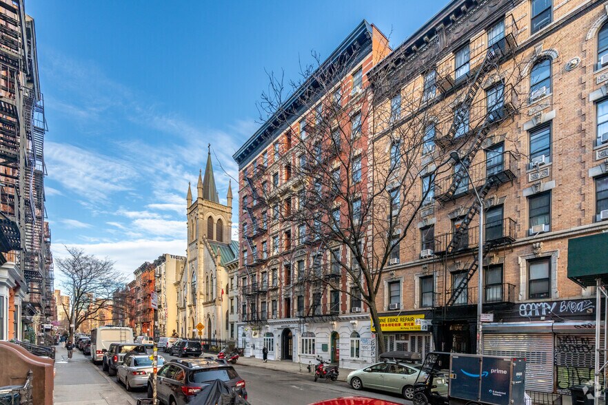 More Photos Of 111-115 E 7th St, New York Apartments For Lease