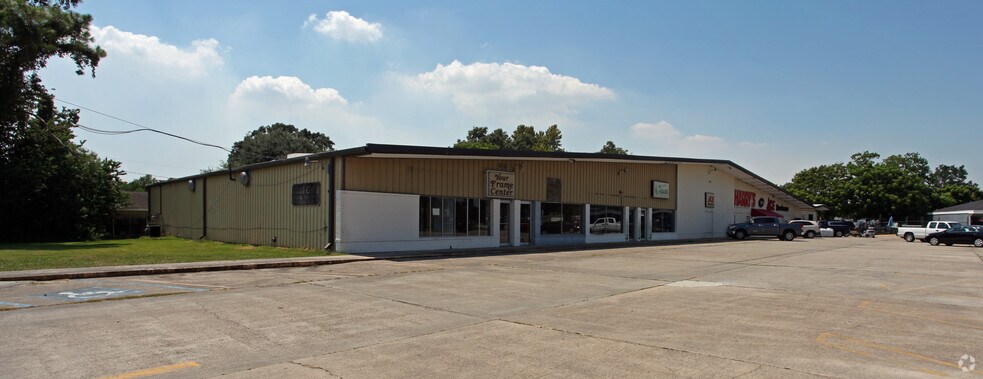 More Photos Of 4800-4854 General Meyer Ave, New Orleans Unknown For Lease