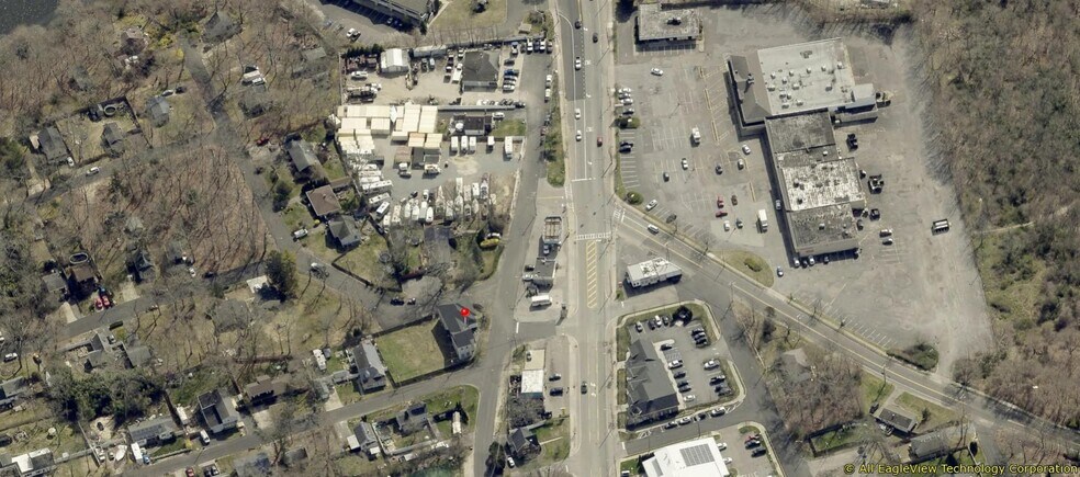 More Photos Of 21 Old Montauk Hwy, Mastic Medical For Sale