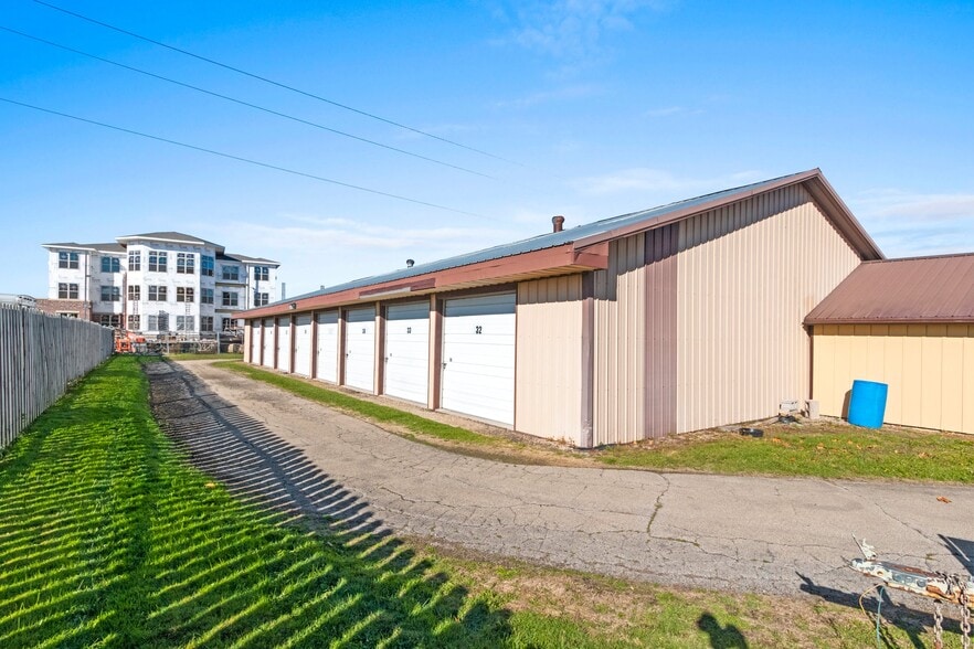 More Photos Of 830 S Railroad St, Kimberly Self Storage For Sale