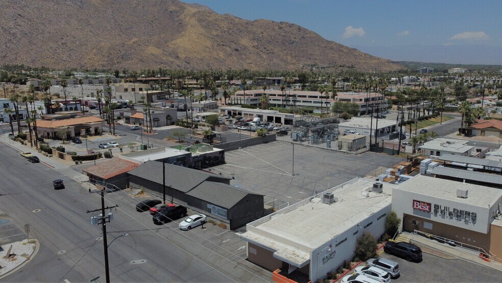 More Photos Of 396-400 E Sunny Dunes Rd, Palm Springs Warehouse For Lease