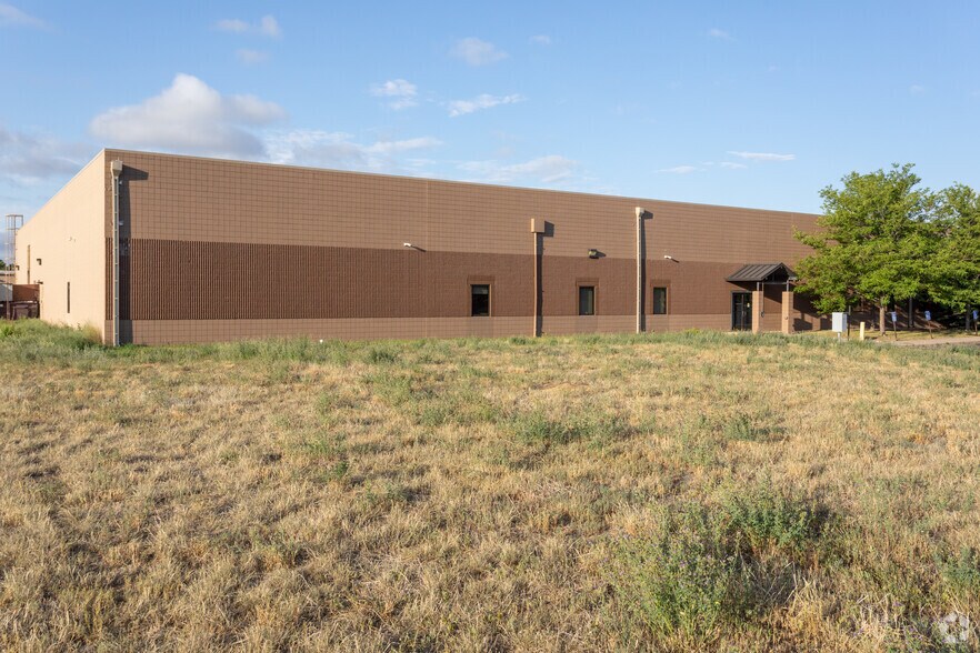 More Photos Of 244 Dundee Ave, Greeley Warehouse For Lease