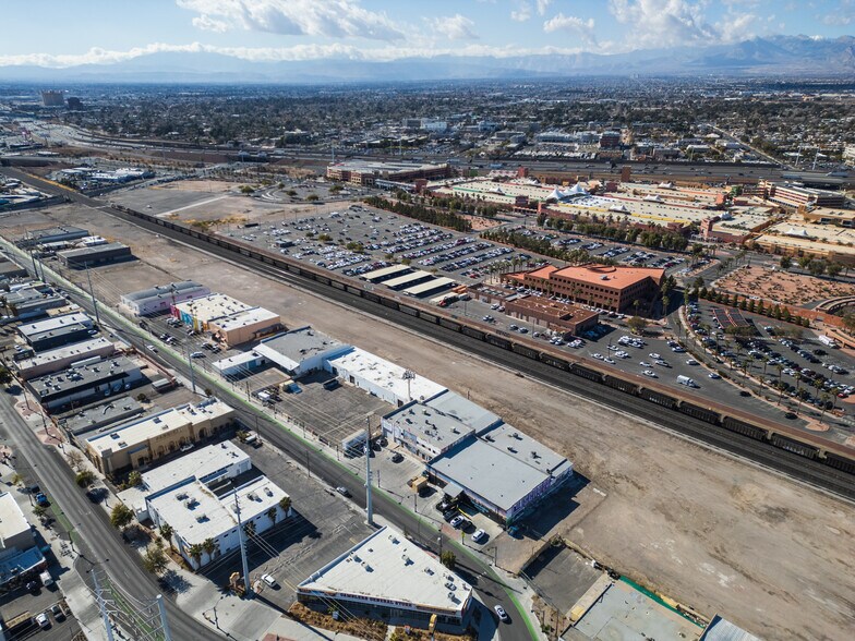 More Photos Of 840 Commerce St, Las Vegas Land For Sale