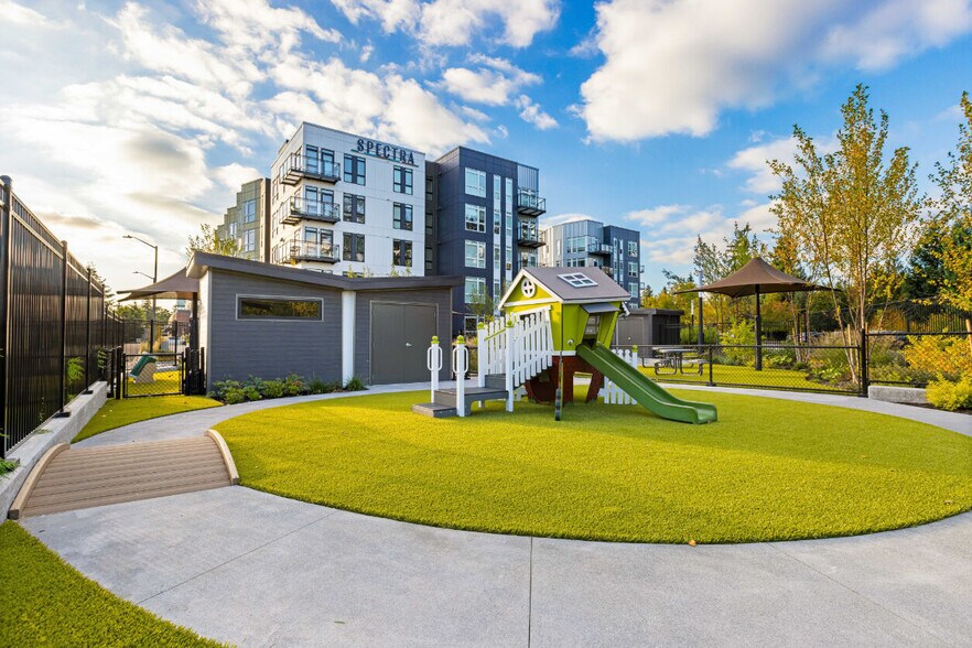 More Photos Of 17620 NE 69th Ct, Redmond Apartments For Lease