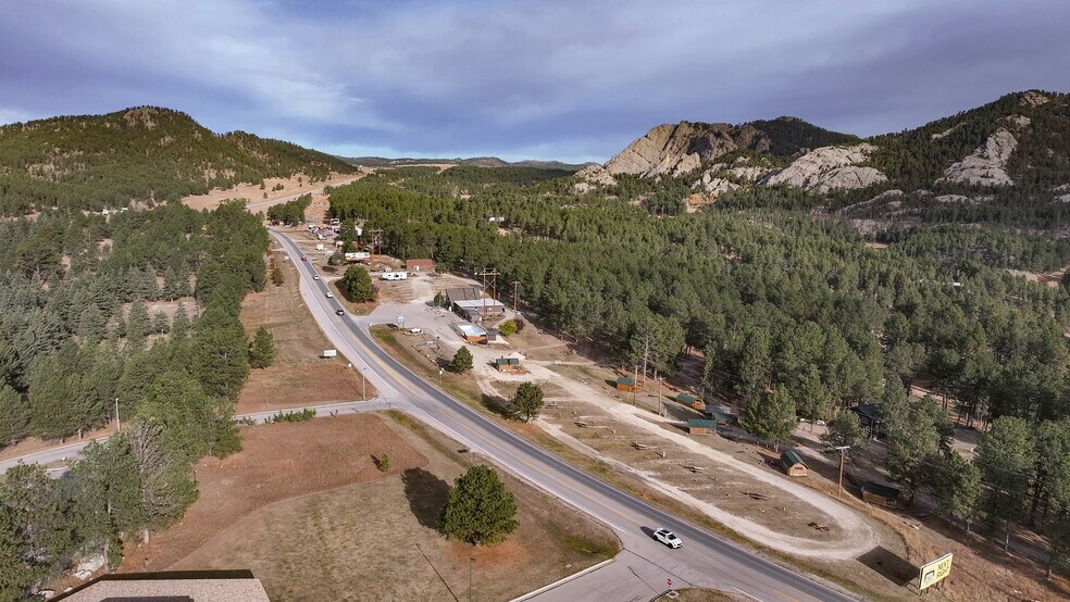 More Photos Of 1116 N 5th St, Custer Trailer Camper Park For Sale