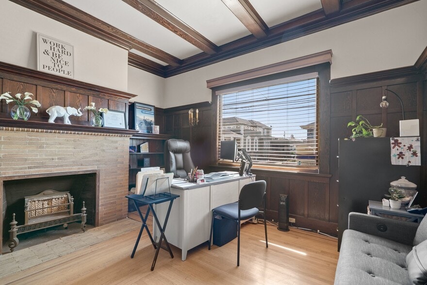 More Photos Of 217 E Lake Ave, Watsonville Office For Sale