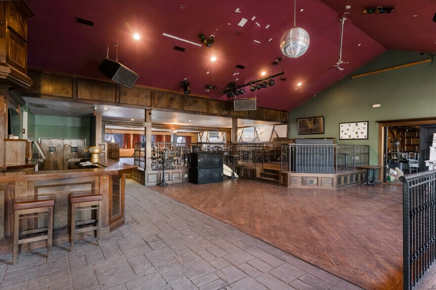 More Photos Of 6254 Main St, Tannersville Restaurant For Sale