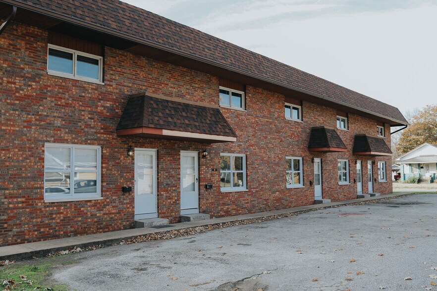 More Photos Of 419 W Main, Du Quoin Multifamily For Sale