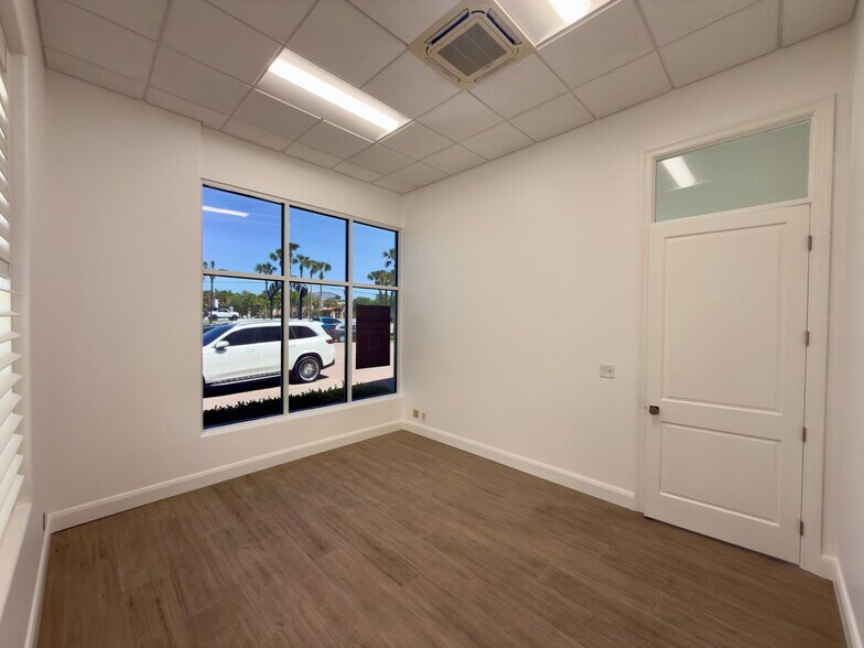 More Photos Of 36164 Emerald Coast Pky, Destin Freestanding For Lease