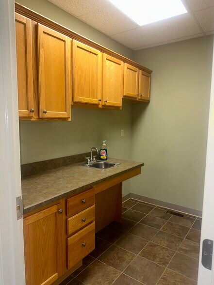 More Photos Of 1310 Church St, Moscow Medical For Lease