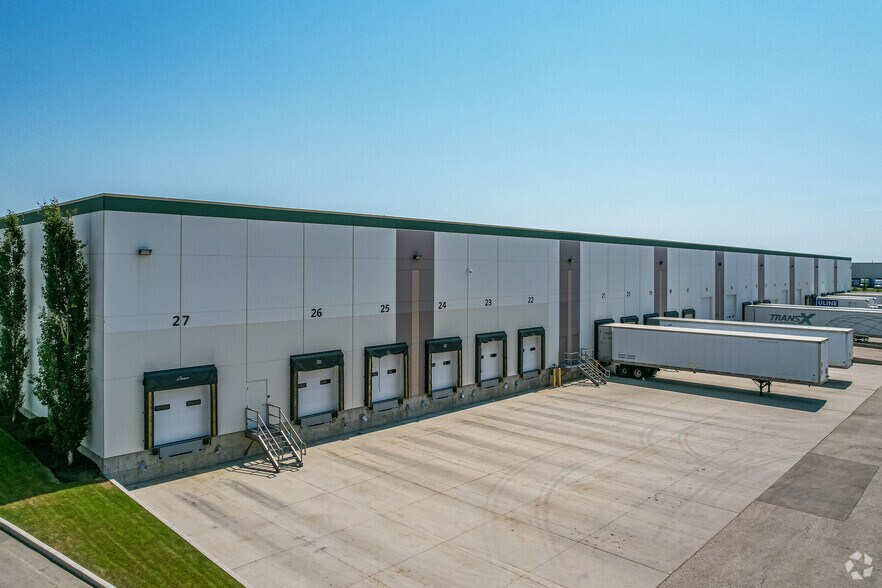 More Photos Of 11504-11554 186th St NW, Edmonton Manufacturing For Lease