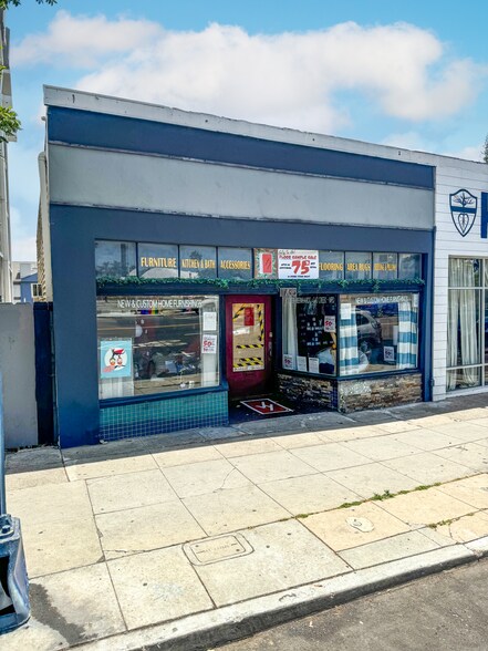 Primary Photo Of 1727 University Ave, San Diego Freestanding For Lease