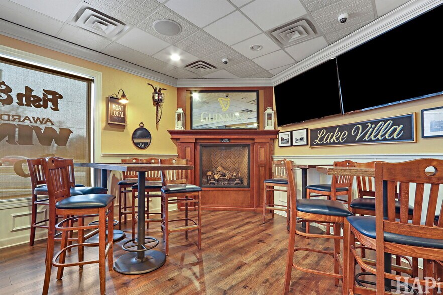 More Photos Of 10 W Grand Ave, Lake Villa Restaurant For Sale