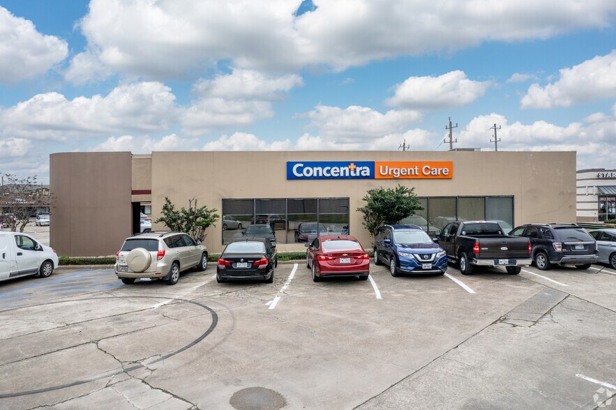 More Photos Of 8503 Gulf Fwy, Houston Unknown For Lease