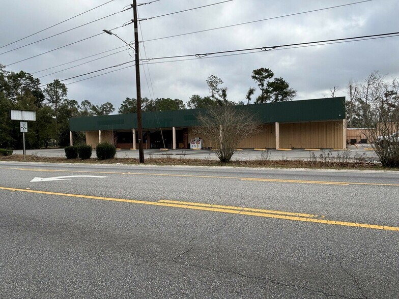 More Photos Of 9019 Woodville Hwy, Tallahassee Freestanding For Sale