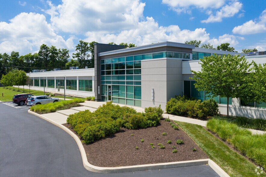 More Photos Of 70 E Swedesford Rd, Malvern Unknown For Lease