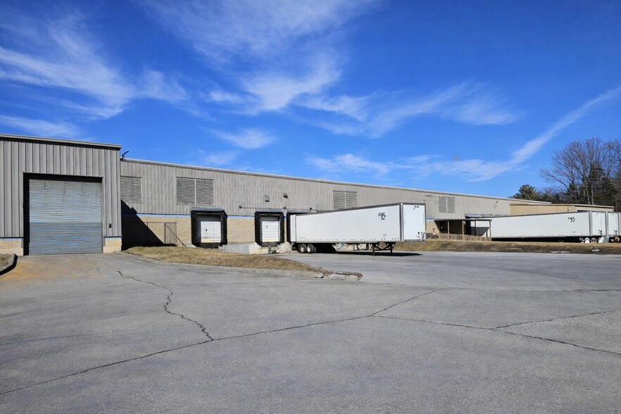 More Photos Of 280 Thomas Rd, Bristol Manufacturing For Sale