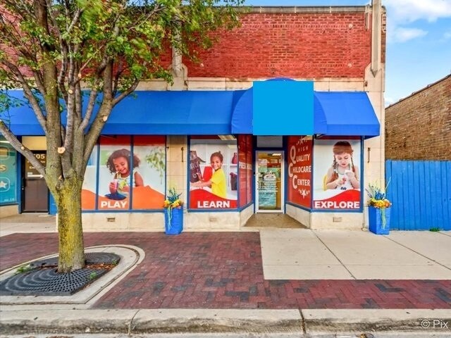 More Photos Of 1405 S 5th Ave, Maywood Office For Sale