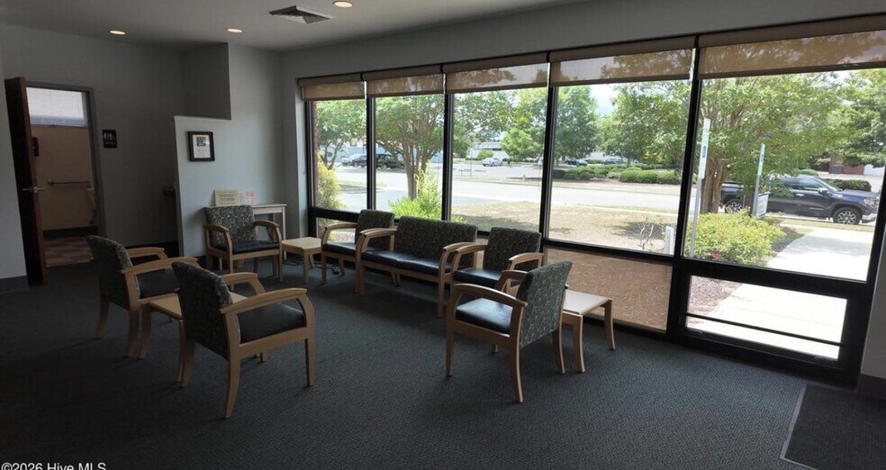 More Photos Of 2515 Delaney Ave, Wilmington Medical For Lease