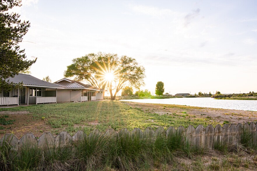 More Photos Of 87275 County Hwy 9-28, Christmas Valley Hotel For Sale