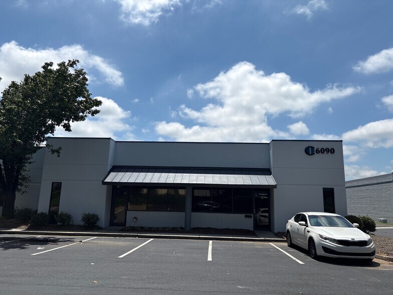 More Photos Of 6000 Dawson Blvd, Norcross Unknown For Lease
